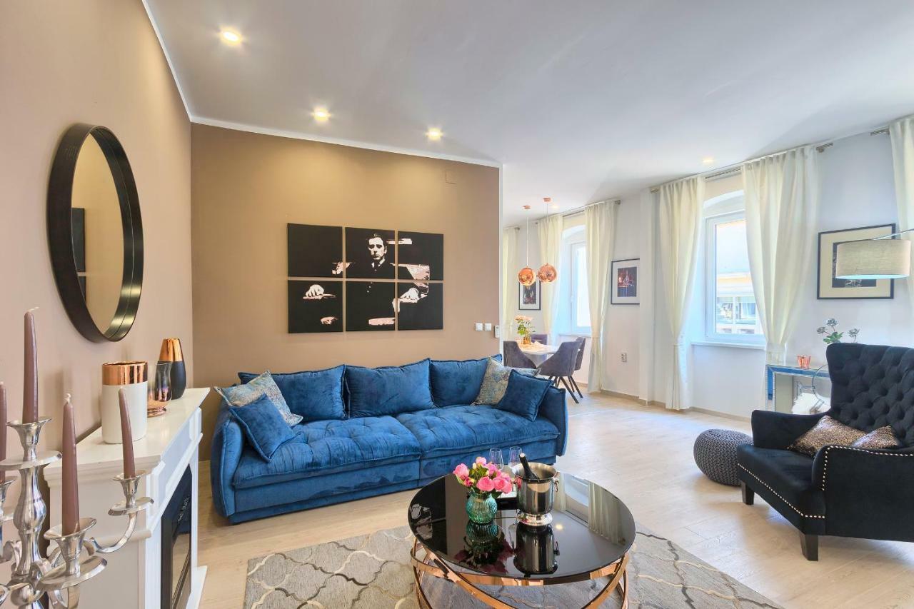 Hedone Luxury Apartment With Free Parking Πούλα Εξωτερικό φωτογραφία