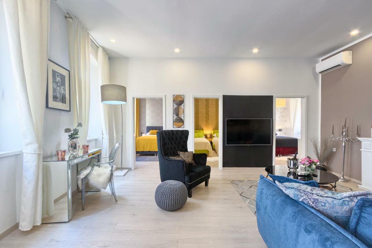 Hedone Luxury Apartment With Free Parking Πούλα Εξωτερικό φωτογραφία